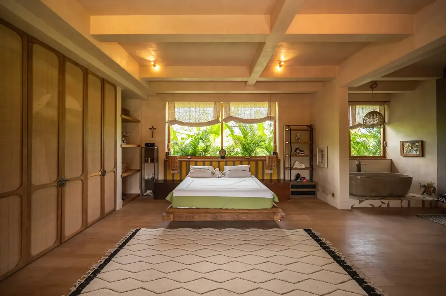 Tumbak Bayuh Tropical Estate